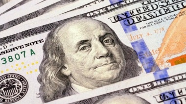 El dólar oficial tendrá ajustes mensuales