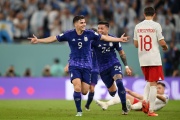 Argentina derrotó a Polonia y clasificó líder del Grupo C