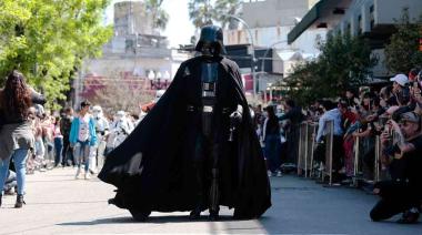 Desfile de Star Wars por las calles de Adrogué