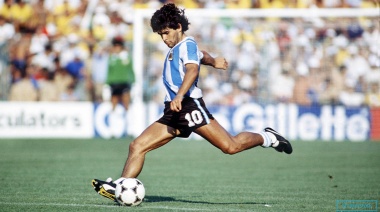 Ultiman detalles para la muestra en homenaje a Maradona