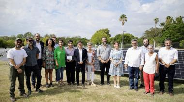 Kicillof inauguró un parque solar en la isla Martín García