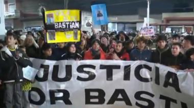 "Justicia por Bastián", masiva marcha en Avellaneda