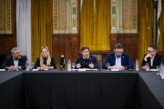 Kicillof y Cuattromo firmaron convenios para la compra de bienes de capital en 19 municipios